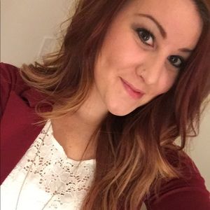 Meet your Posher, Abby